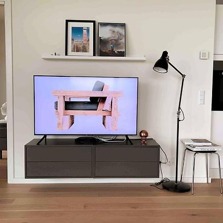 Apartamento Bo Med Stil Og Udsigt Til Aarhus Lystbadehavn Exterior foto