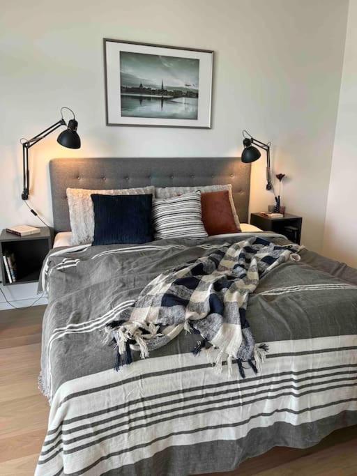 Apartamento Bo Med Stil Og Udsigt Til Aarhus Lystbadehavn Exterior foto